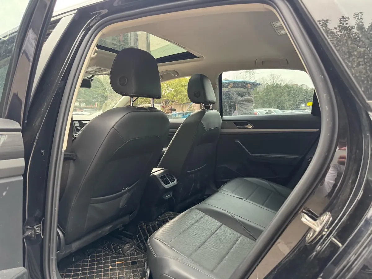 2018 Volkswagen Lavida 1.2T 116HP L4 7DCT,autocango,china used car exporter,china ev exporter,chinese used car exporter,chinese used ev exporter