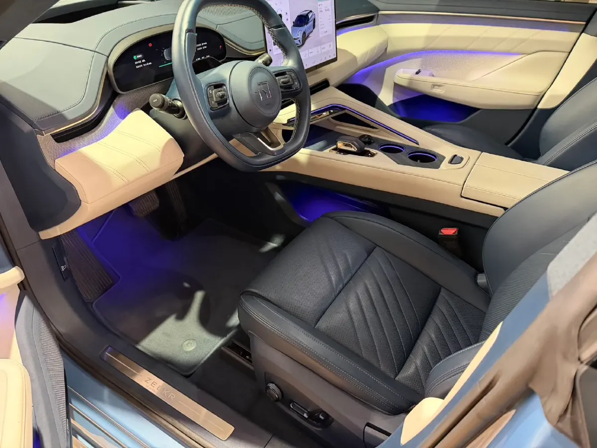 2025 Zeekr 001 BEV 100KWH,autocango,china used car exporter,china ev exporter,chinese used car exporter,chinese used ev exporter