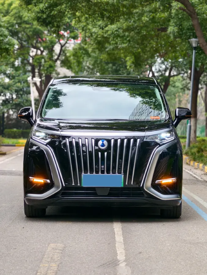 2022 Jaguar XFL 2.0T 250HP L4 8AT,autocango,china used car exporter,china ev exporter,chinese used car exporter,chinese used ev exporter