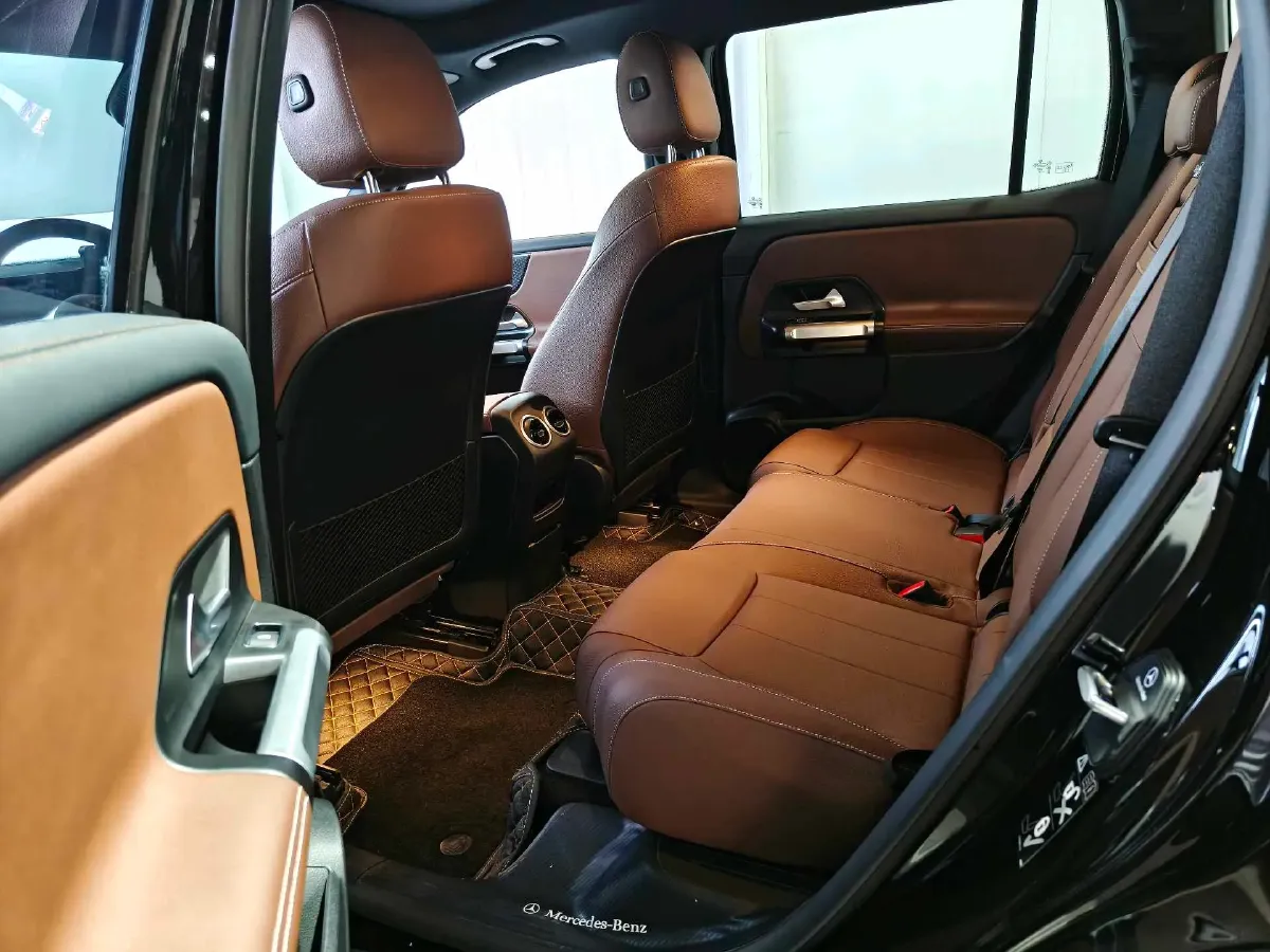 2024 Mercedes-Benz GLB Class 2.0T 190HP L4 8DCT,autocango,china used car exporter,china ev exporter,chinese used car exporter,chinese used ev exporter