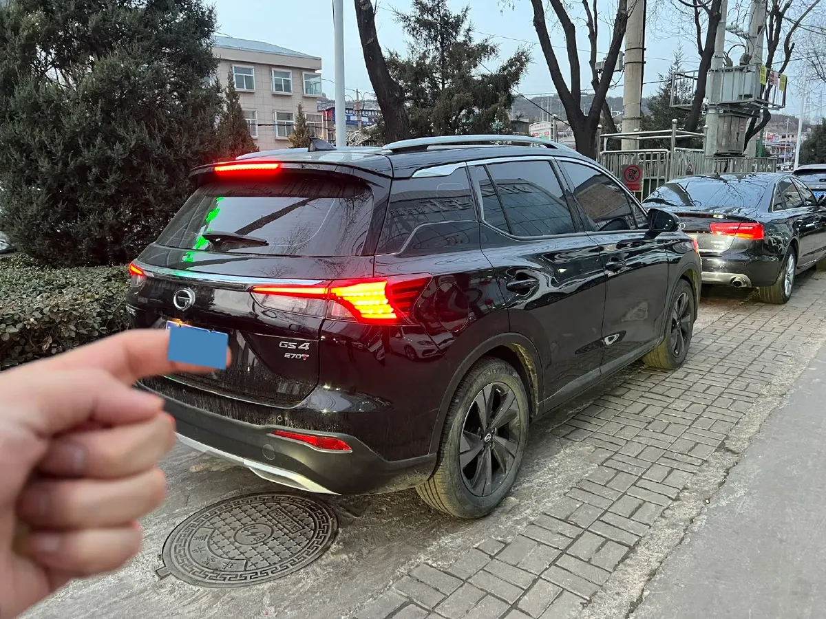 2022 GAC Trumpchi GS4 1.5T 169HP L4 6AT,autocango,china used car exporter,china ev exporter,chinese used car exporter,chinese used ev exporter