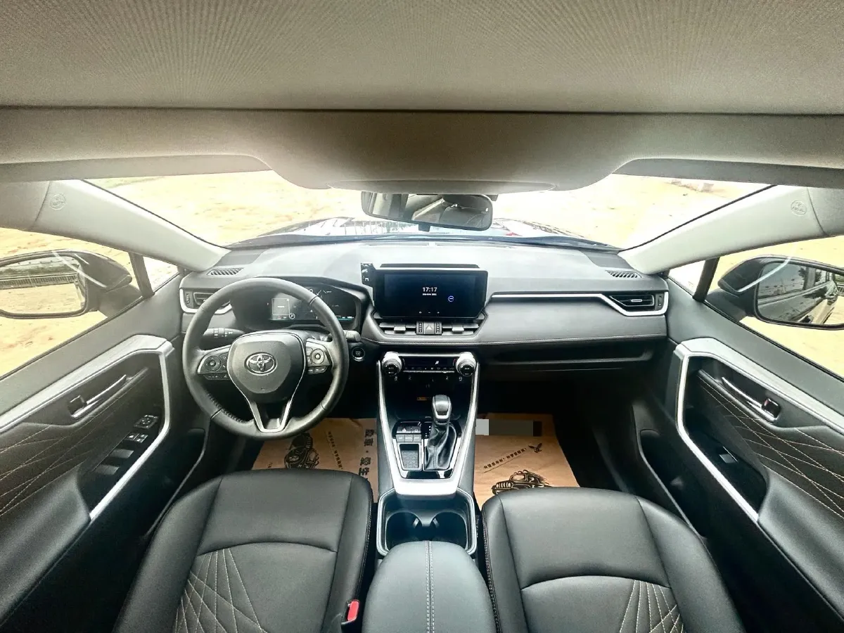 2024 Toyota RAV4 2.0L 171HP L4 CVT,autocango,china used car exporter,china ev exporter,chinese used car exporter,chinese used ev exporter