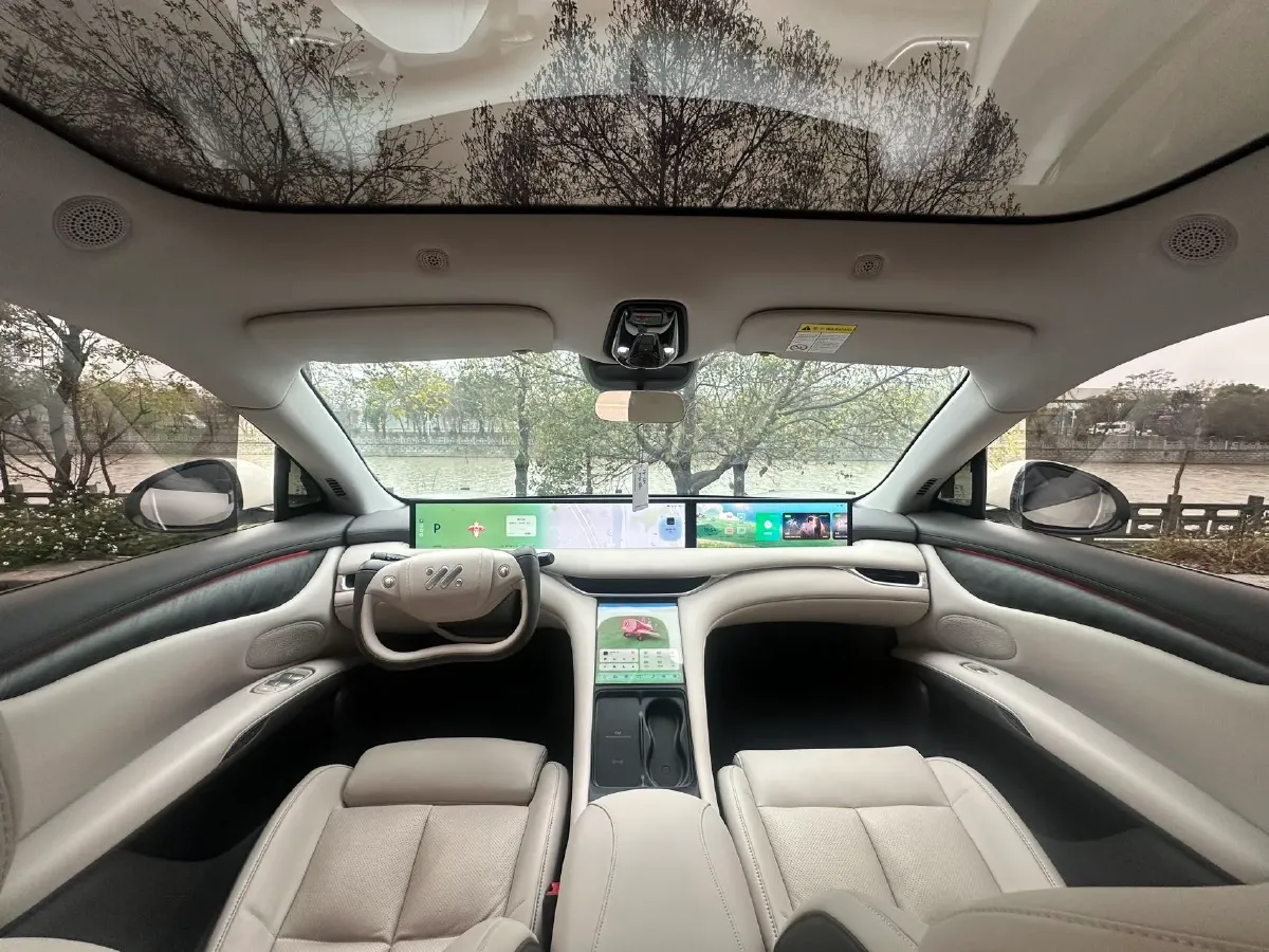 2023 IM LS6 BEV 71KWH,autocango,china used car exporter,china ev exporter,chinese used car exporter,chinese used ev exporter