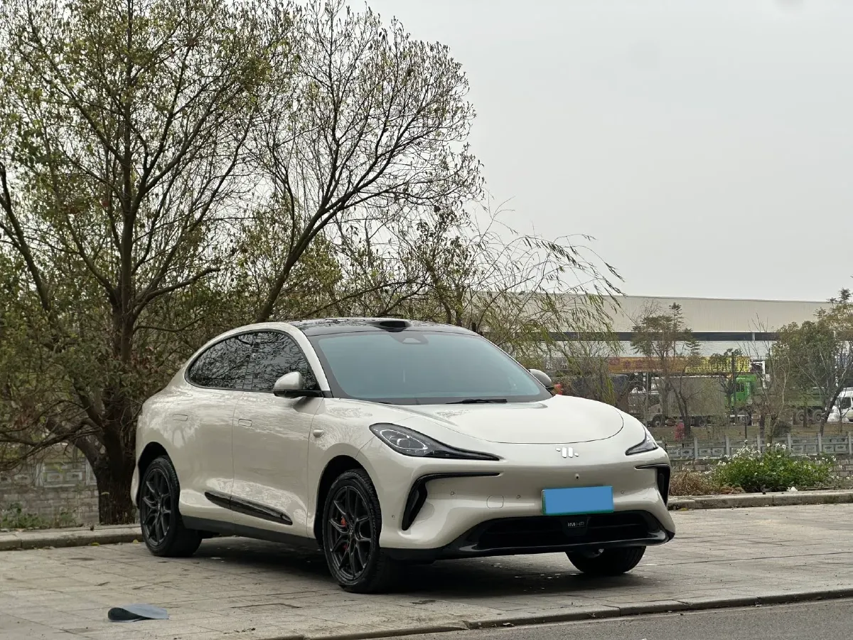 2023 IM LS6 BEV 71KWH,autocango,china used car exporter,china ev exporter,chinese used car exporter,chinese used ev exporter