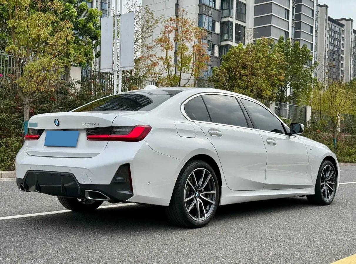 2023 BMW 3 Series 2.0T 184HP L4 8AT,autocango,china used car exporter,china ev exporter,chinese used car exporter,chinese used ev exporter