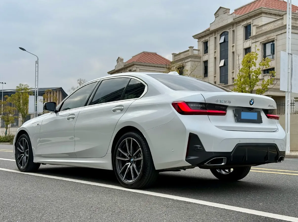 2023 BMW 3 Series 2.0T 184HP L4 8AT,autocango,china used car exporter,china ev exporter,chinese used car exporter,chinese used ev exporter