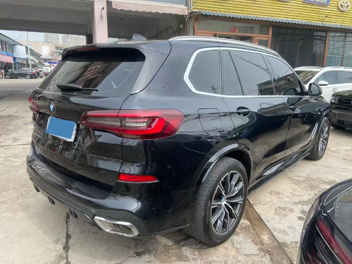 2022 BMW X5 2.0T 245HP L4 8AT,autocango,china used car exporter,china ev exporter,chinese used car exporter,chinese used ev exporter