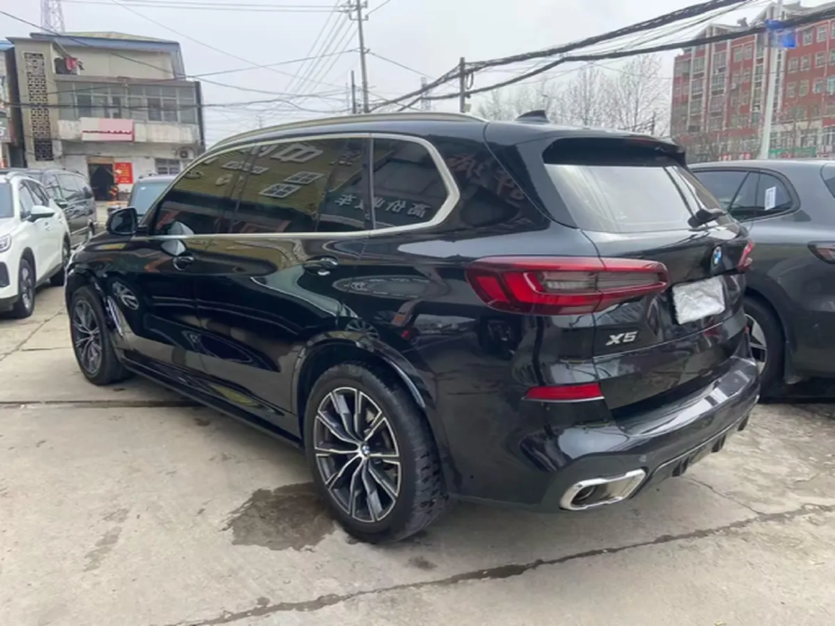 2022 BMW X5 2.0T 245HP L4 8AT,autocango,china used car exporter,china ev exporter,chinese used car exporter,chinese used ev exporter