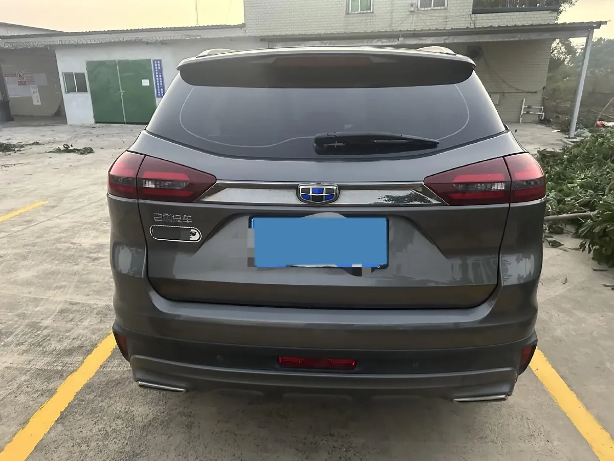 2020 Roewe i6 1.5T 169HP L4 7DCT,autocango,china used car exporter,china ev exporter,chinese used car exporter,chinese used ev exporter