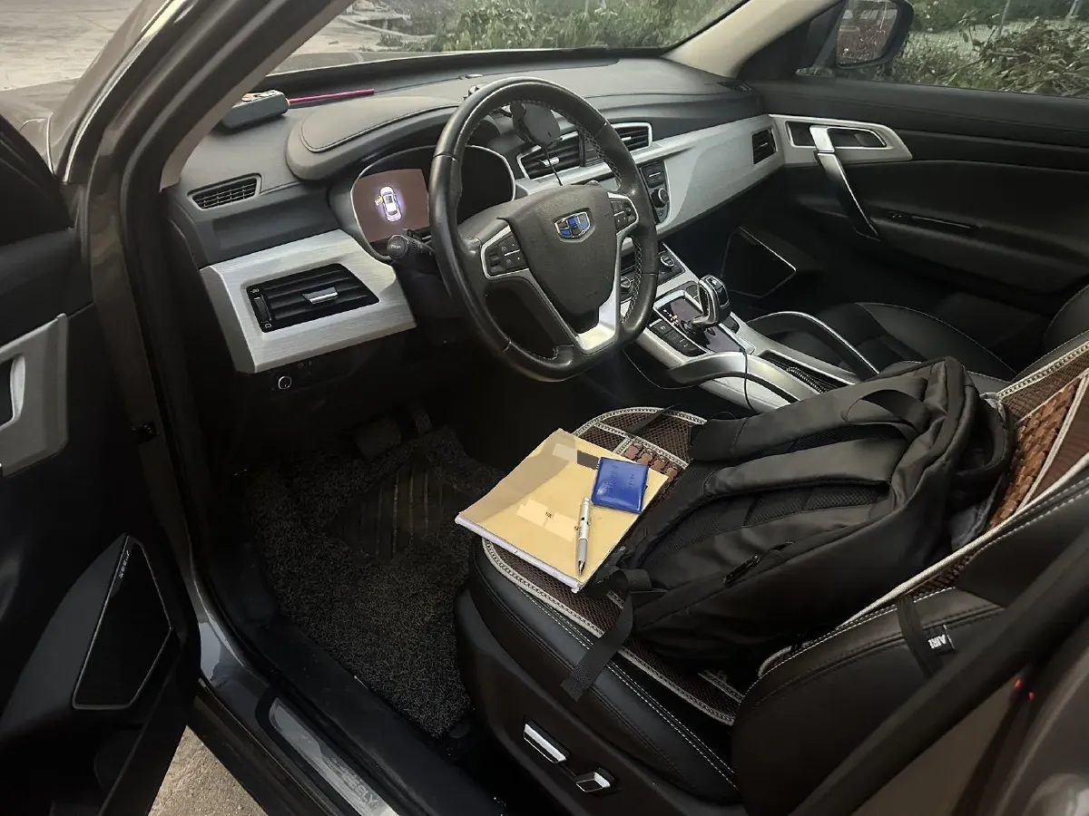 2020 Roewe i6 1.5T 169HP L4 7DCT,autocango,china used car exporter,china ev exporter,chinese used car exporter,chinese used ev exporter