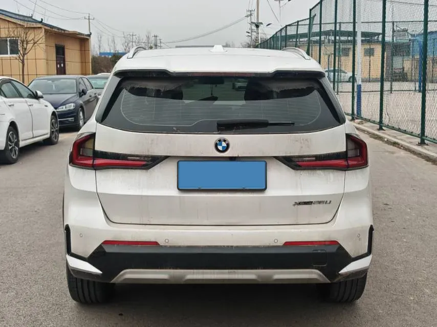 2023 BMW X1 2.0T 204HP L4 7DCT,autocango,china used car exporter,china ev exporter,chinese used car exporter,chinese used ev exporter