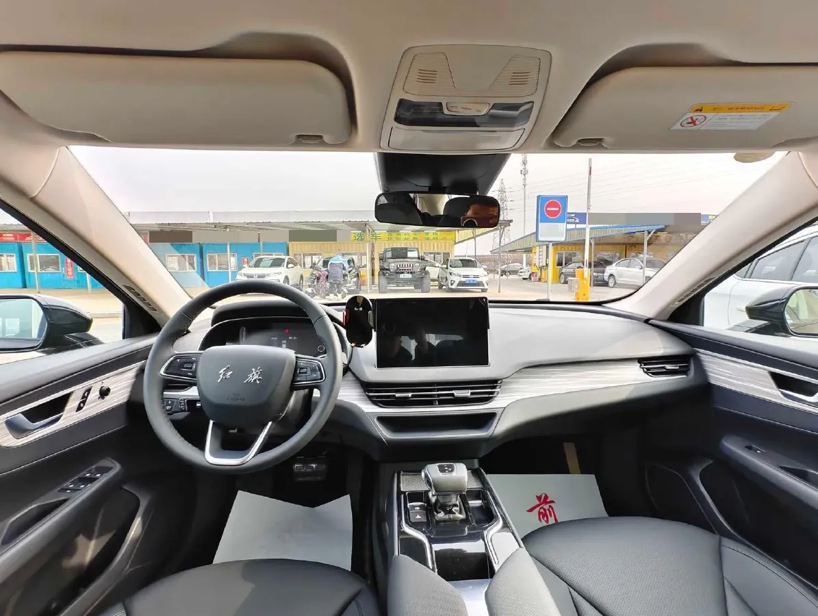 2024 HongQi E-QM5 BEV 72KWH,autocango,china used car exporter,china ev exporter,chinese used car exporter,chinese used ev exporter