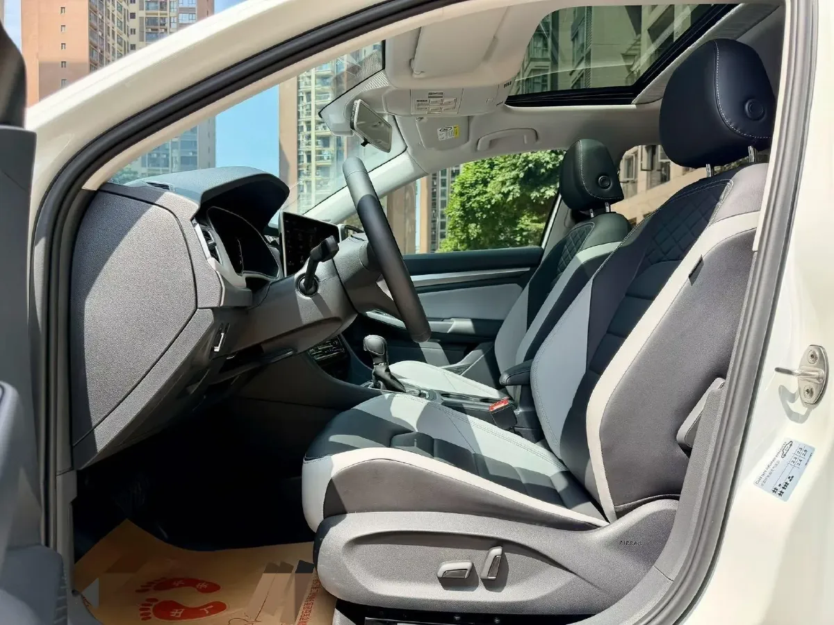 2026 Volkswagen Bora 1.5T 160HP L4 7DCT,autocango,china used car exporter,china ev exporter,chinese used car exporter,chinese used ev exporter