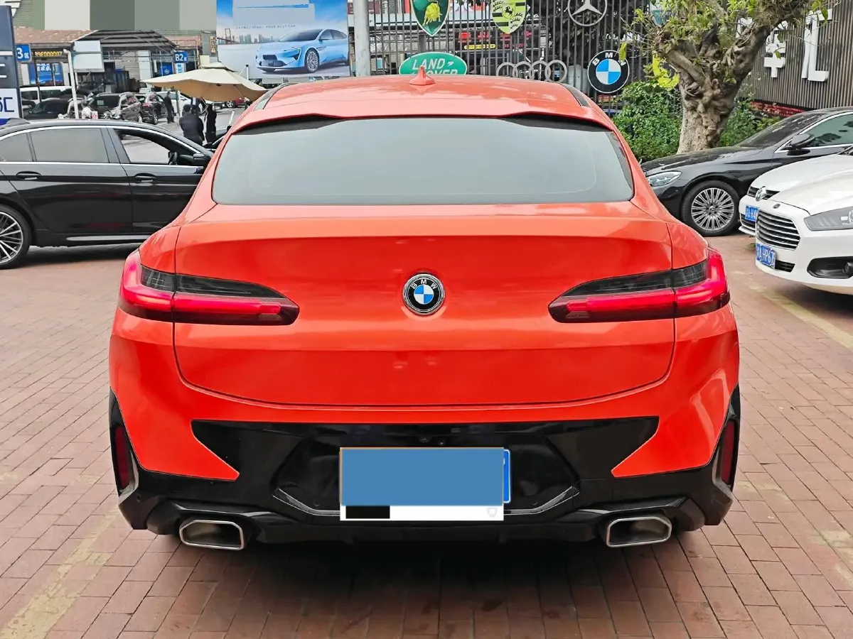 2022 BMW X4 2.0T 245HP L4 8AT,autocango,china used car exporter,china ev exporter,chinese used car exporter,chinese used ev exporter