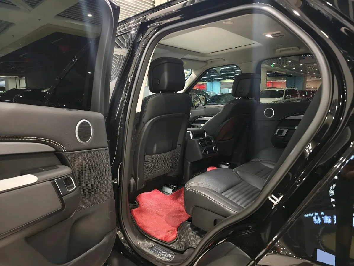 2024 Land Rover Discovery 3.0T 360HP L6 8AT,autocango,china used car exporter,china ev exporter,chinese used car exporter,chinese used ev exporter