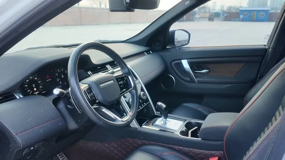 2022 Land Rover Discovery Sport 2.0T 249HP L4 9AT,autocango,china used car exporter,china ev exporter,chinese used car exporter,chinese used ev exporter
