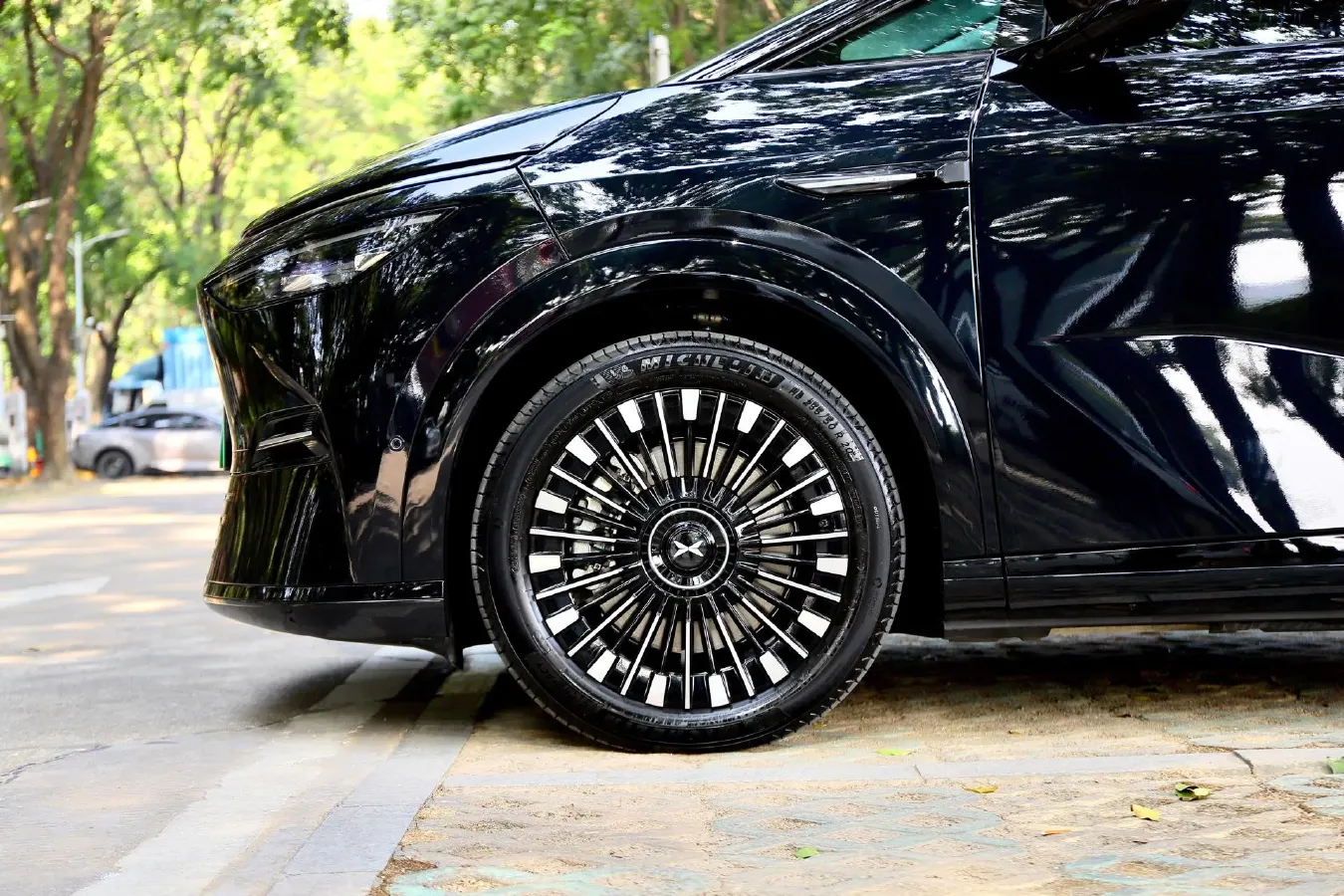 2025 Xpeng X9 BEV,autocango,china used car exporter,china ev exporter,chinese used car exporter,chinese used ev exporter