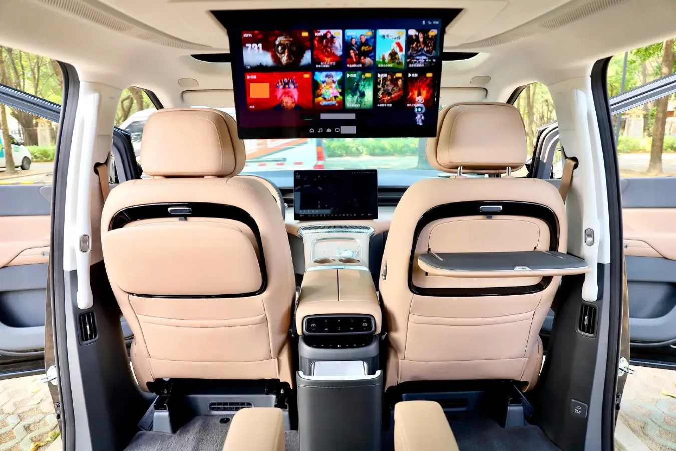 2025 Xpeng X9 BEV,autocango,china used car exporter,china ev exporter,chinese used car exporter,chinese used ev exporter