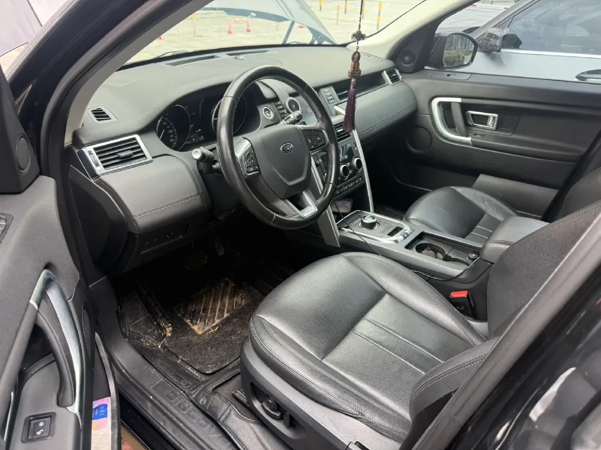 2018 Land Rover Discovery Sport 2.0T 241HP L4 9AT,autocango,china used car exporter,china ev exporter,chinese used car exporter,chinese used ev exporter