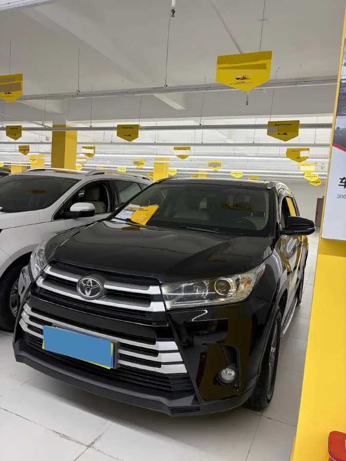 2018 Toyota Highlander 2.0T 220HP L4 6AT,autocango,china used car exporter,china ev exporter,chinese used car exporter,chinese used ev exporter