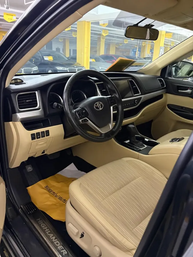 2018 Toyota Highlander 2.0T 220HP L4 6AT,autocango,china used car exporter,china ev exporter,chinese used car exporter,chinese used ev exporter