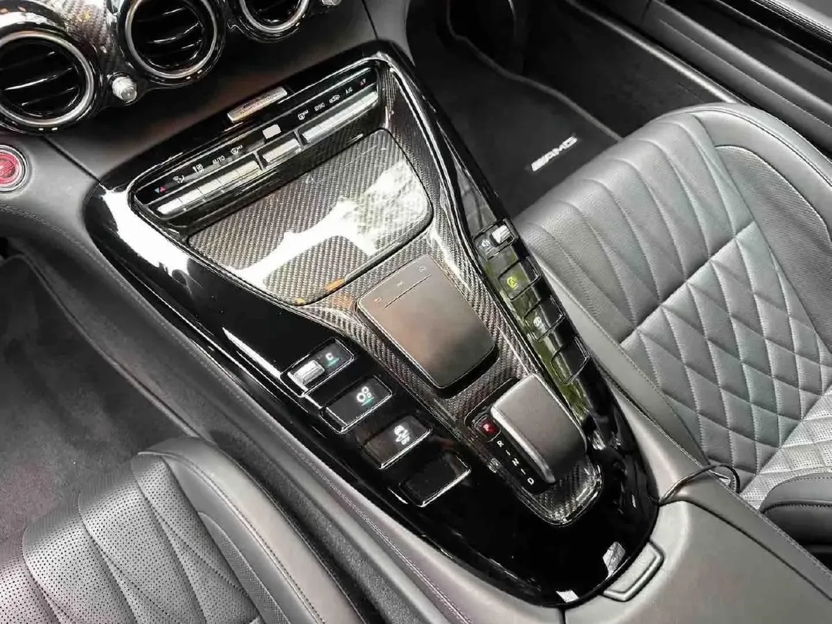 2019 Mercedes-Benz AMG GT 4.0T 476HP V8 7DCT,autocango,china used car exporter,china ev exporter,chinese used car exporter,chinese used ev exporter