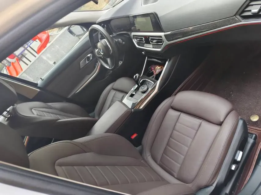 2021 BMW 3 Series 2.0T 184HP L4 8AT,autocango,china used car exporter,china ev exporter,chinese used car exporter,chinese used ev exporter