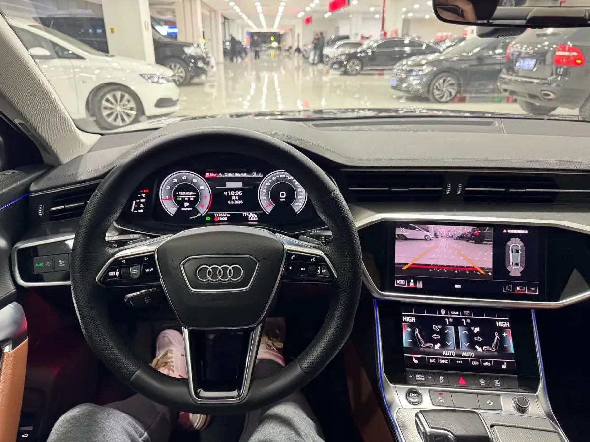 2021 Audi A6L 2.0T 224HP L4 7DCT,autocango,china used car exporter,china ev exporter,chinese used car exporter,chinese used ev exporter