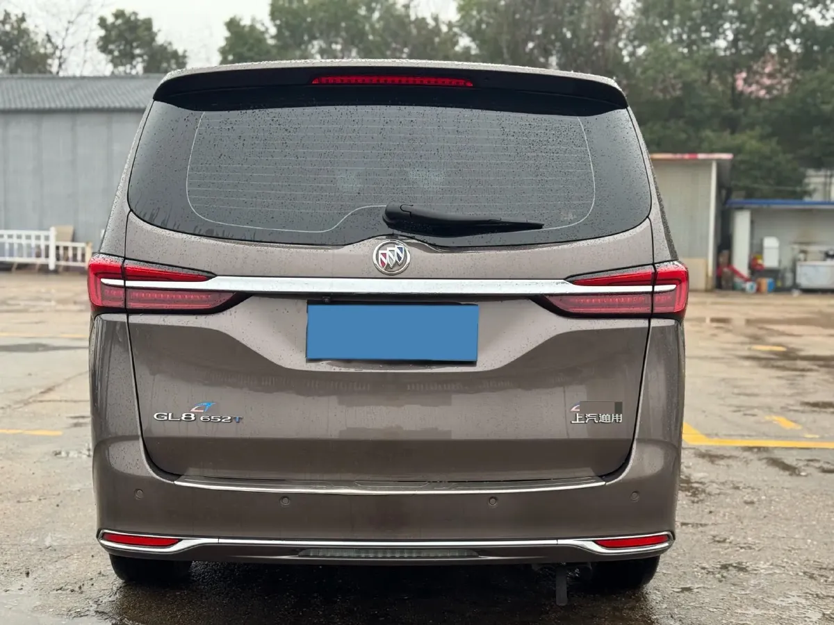 2022 Buick GL8 2.0T 237HP L4 9AT,autocango,china used car exporter,china ev exporter,chinese used car exporter,chinese used ev exporter