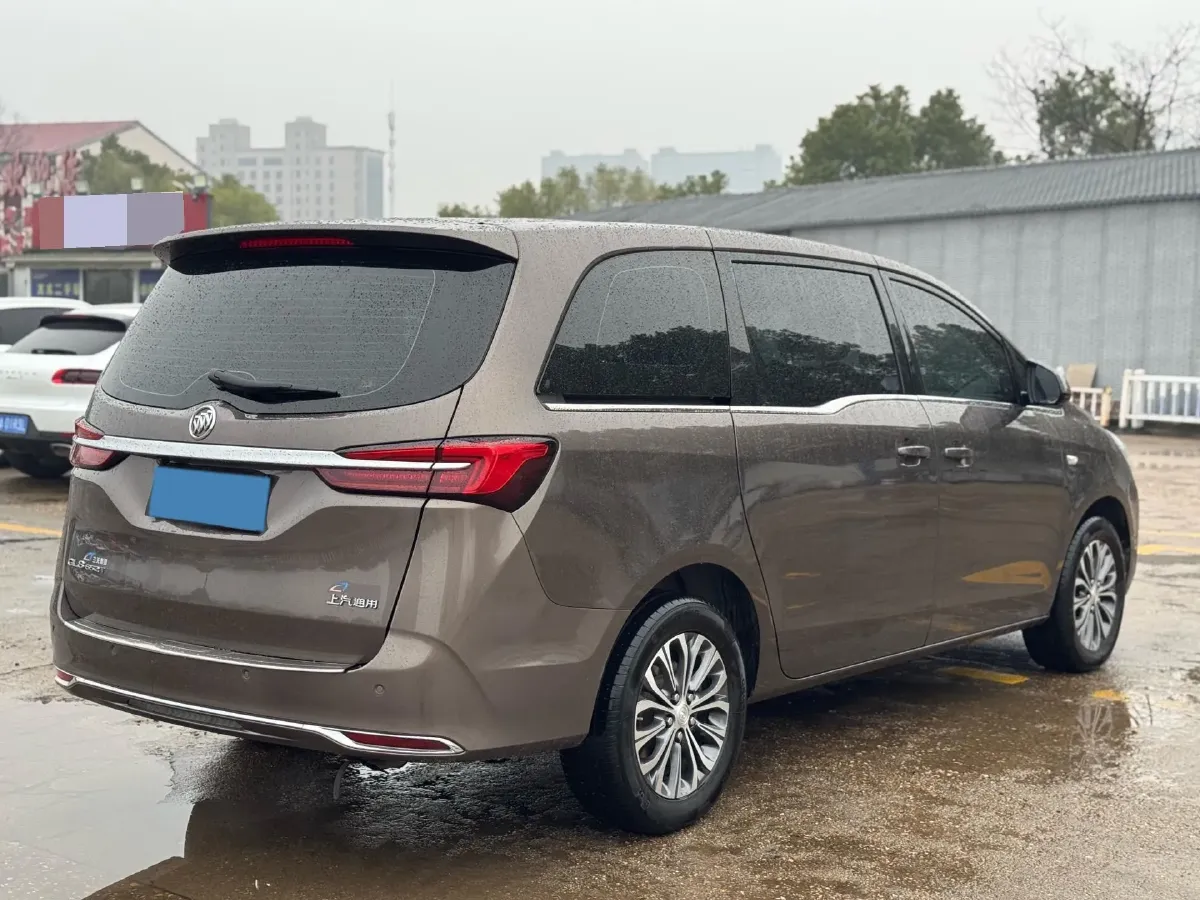 2022 Buick GL8 2.0T 237HP L4 9AT,autocango,china used car exporter,china ev exporter,chinese used car exporter,chinese used ev exporter
