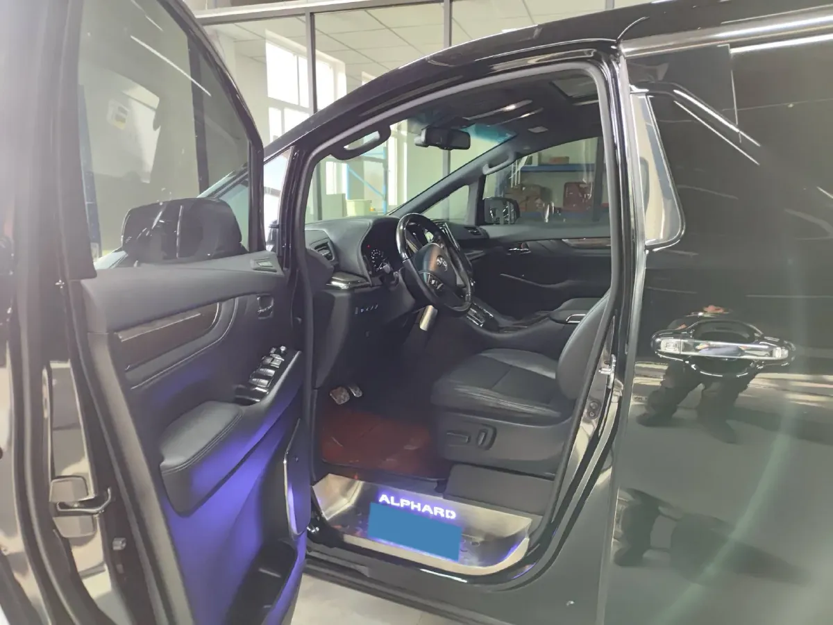 2018 Toyota Alphard 3.5L 301HP V6 8AT,autocango,china used car exporter,china ev exporter,chinese used car exporter,chinese used ev exporter