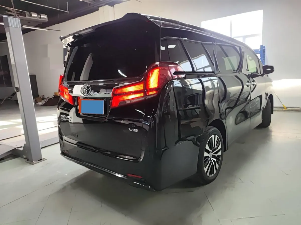 2018 Toyota Alphard 3.5L 301HP V6 8AT,autocango,china used car exporter,china ev exporter,chinese used car exporter,chinese used ev exporter