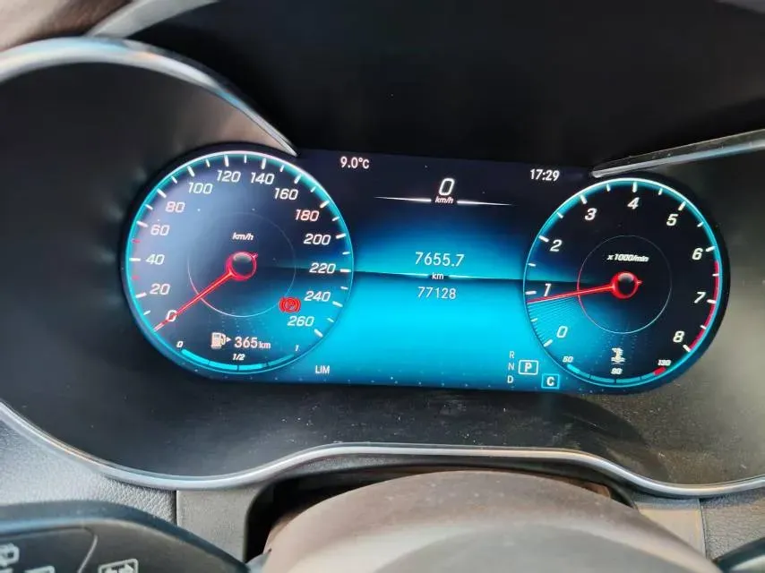 2020 Mercedes-Benz GLC Class 2.0T 197HP L4 9AT,autocango,china used car exporter,china ev exporter,chinese used car exporter,chinese used ev exporter