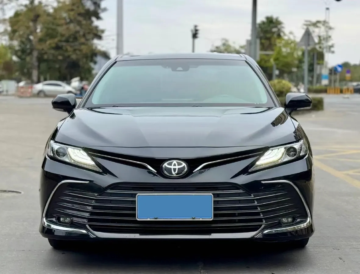 2021 Toyota Camry 2.5L 209HP L4 8AT,autocango,china used car exporter,china ev exporter,chinese used car exporter,chinese used ev exporter