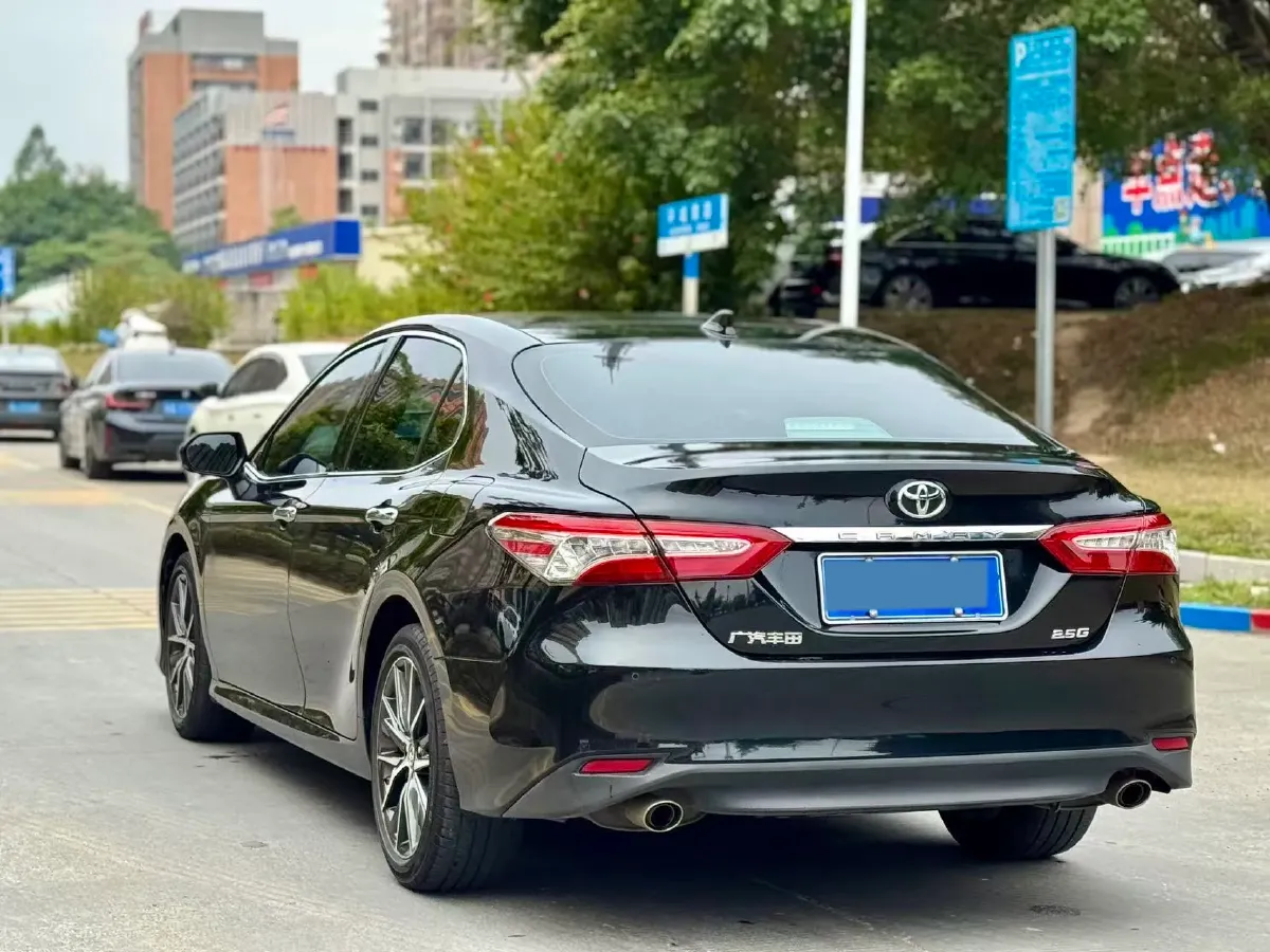 2021 Toyota Camry 2.5L 209HP L4 8AT,autocango,china used car exporter,china ev exporter,chinese used car exporter,chinese used ev exporter