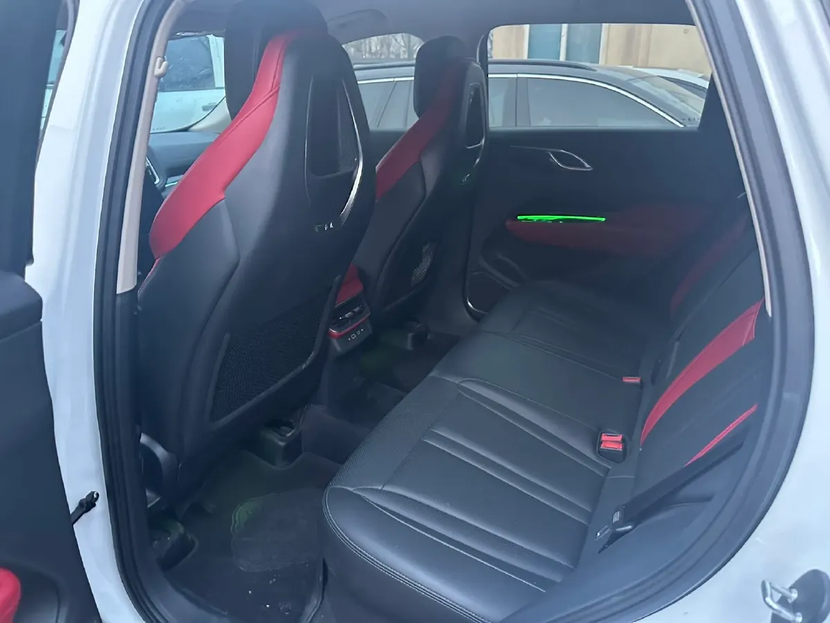 2023 HongQi HS3 2.0T 252HP L4 8AT,autocango,china used car exporter,china ev exporter,chinese used car exporter,chinese used ev exporter