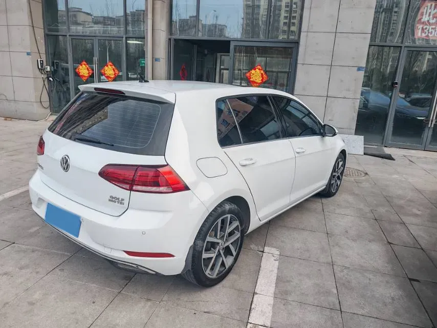 2019 Brilliance Auto V7 1.8T 231HP L4 7DCT,autocango,china used car exporter,china ev exporter,chinese used car exporter,chinese used ev exporter