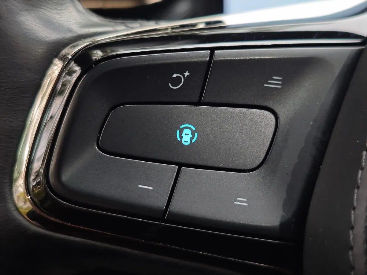 2020 NIO ES8 BEV 70KWH,autocango,china used car exporter,china ev exporter,chinese used car exporter,chinese used ev exporter