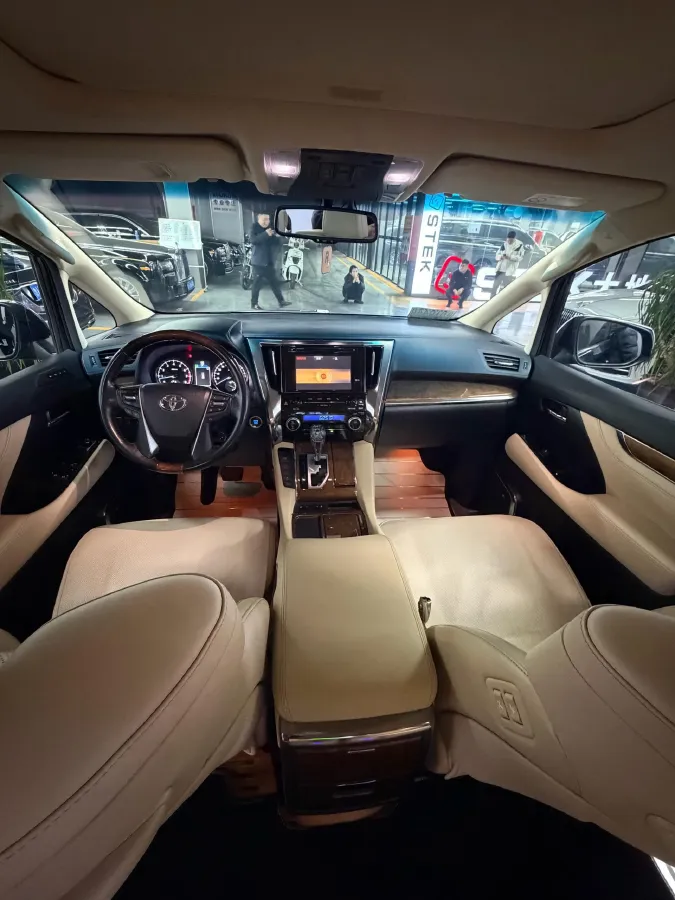 2018 Toyota Alphard 3.5L 275HP V6 6AT,autocango,china used car exporter,china ev exporter,chinese used car exporter,chinese used ev exporter
