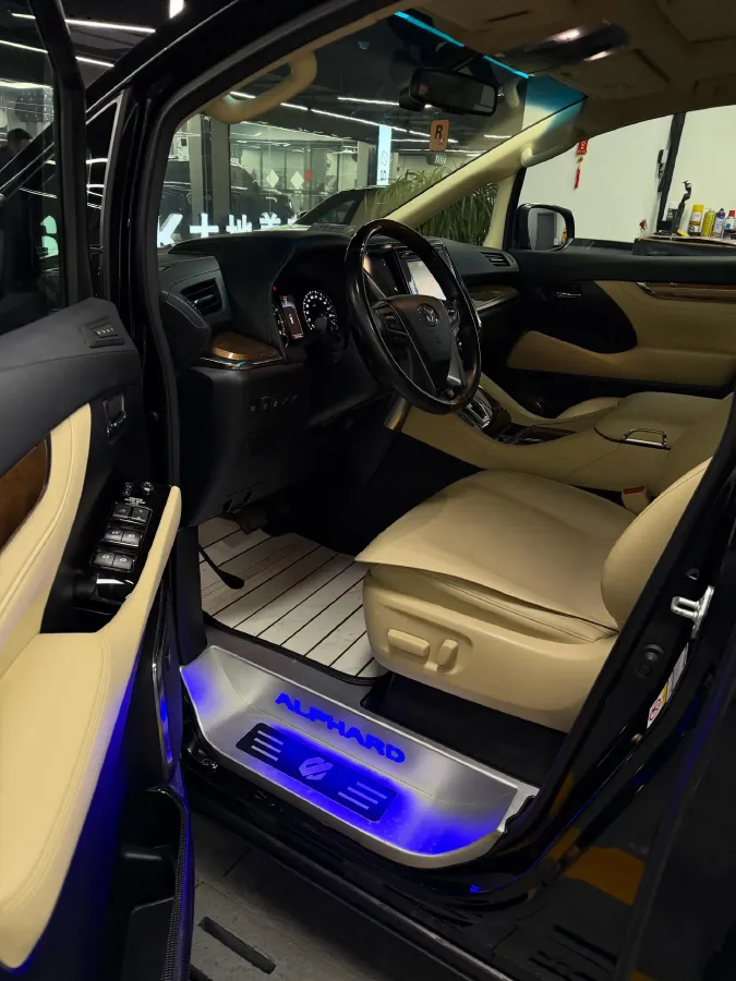 2018 Toyota Alphard 3.5L 275HP V6 6AT,autocango,china used car exporter,china ev exporter,chinese used car exporter,chinese used ev exporter