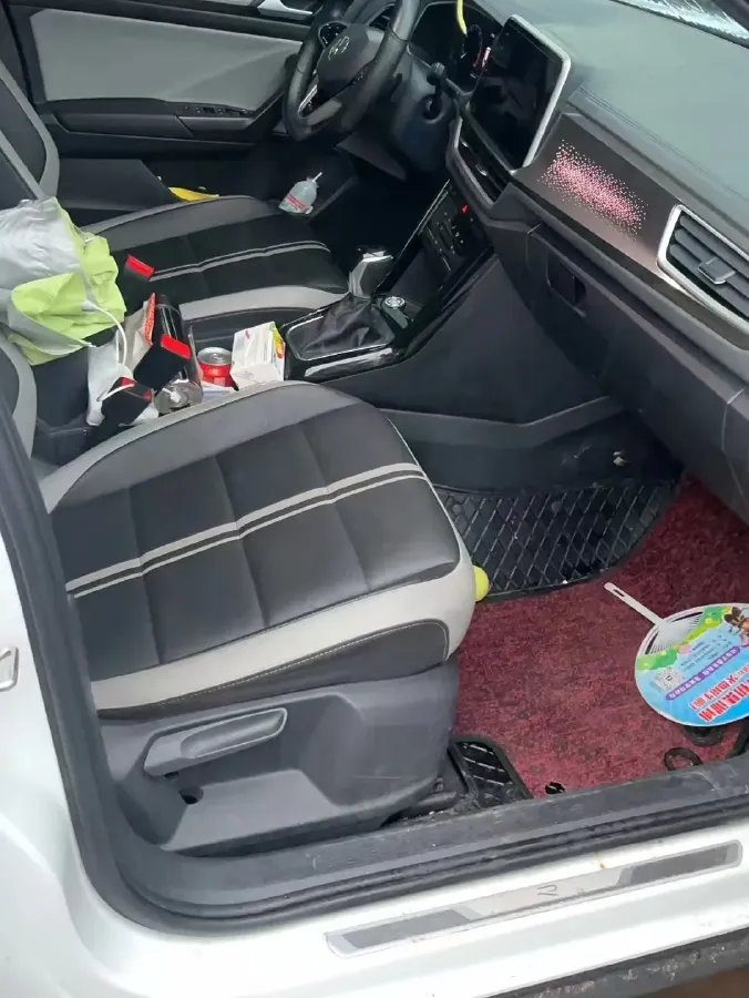 2023 Volkswagen T-Roc 1.5T 160HP L4 7DCT,autocango,china used car exporter,china ev exporter,chinese used car exporter,chinese used ev exporter