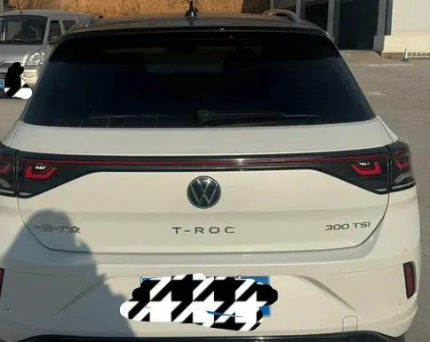 2023 Volkswagen T-Roc 1.5T 160HP L4 7DCT,autocango,china used car exporter,china ev exporter,chinese used car exporter,chinese used ev exporter