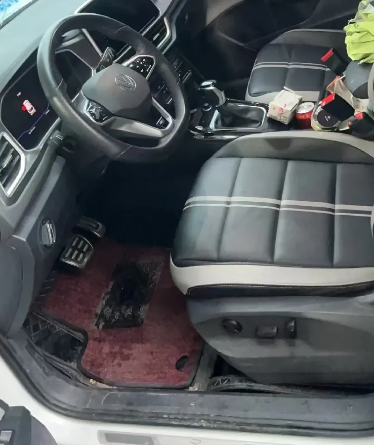 2023 Volkswagen T-Roc 1.5T 160HP L4 7DCT,autocango,china used car exporter,china ev exporter,chinese used car exporter,chinese used ev exporter