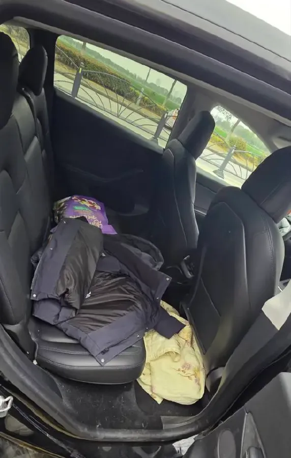 2021 Tesla Model Y BEV 60KWH,autocango,china used car exporter,china ev exporter,chinese used car exporter,chinese used ev exporter