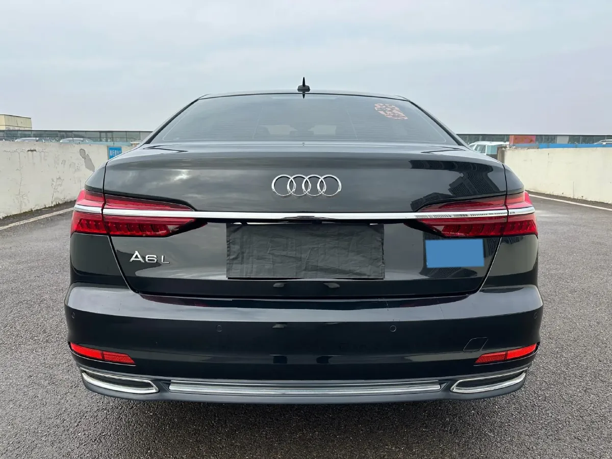 2020 Audi A6L 2.0T 190HP L4 7DCT,autocango,china used car exporter,china ev exporter,chinese used car exporter,chinese used ev exporter
