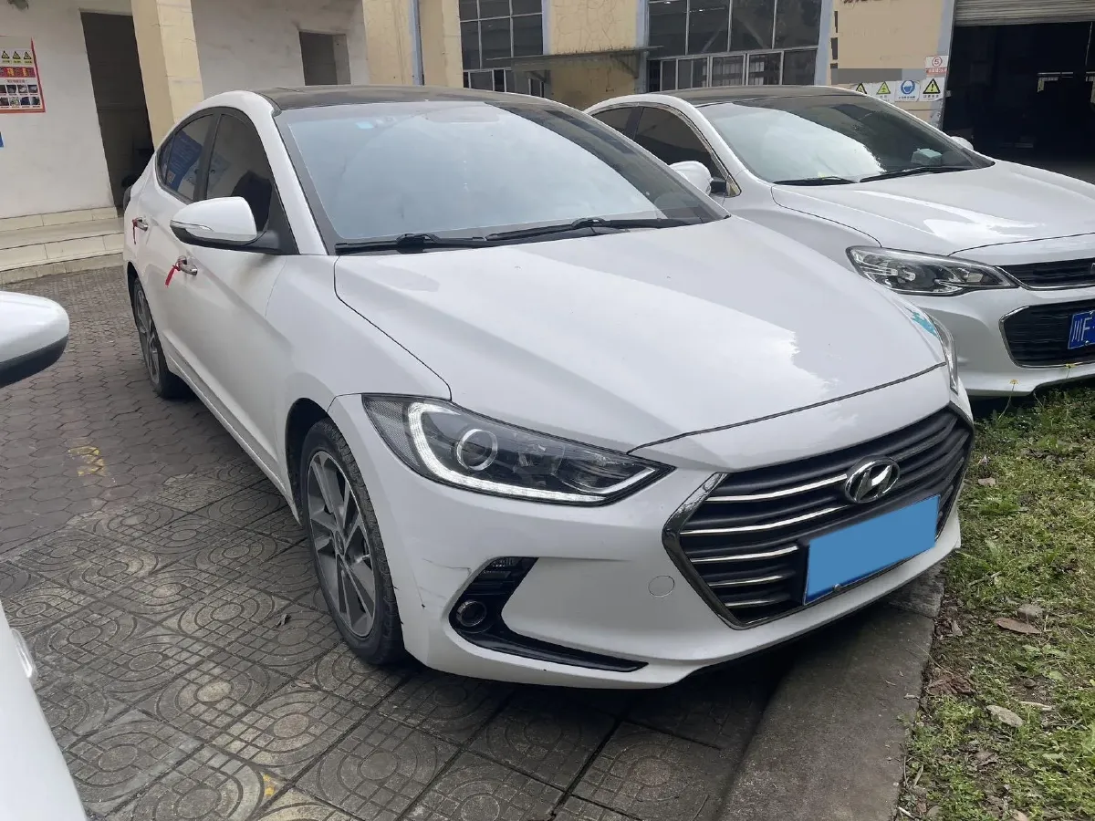 2016 Hyundai Elantra 1.6L 130HP L4 6AT,autocango,china used car exporter,china ev exporter,chinese used car exporter,chinese used ev exporter
