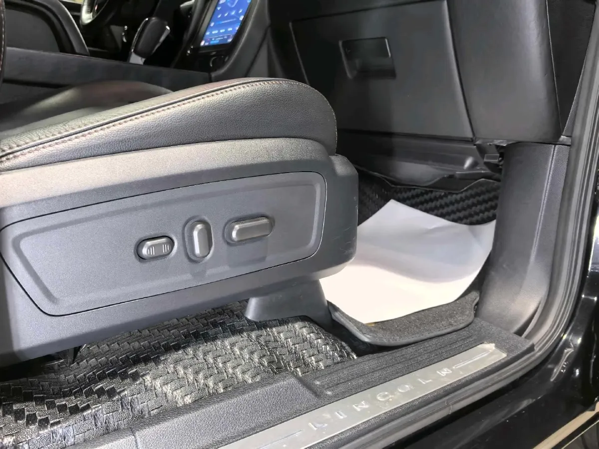 2017 Lincoln Navigator 3.5T 355HP V6 6AT,autocango,china used car exporter,china ev exporter,chinese used car exporter,chinese used ev exporter