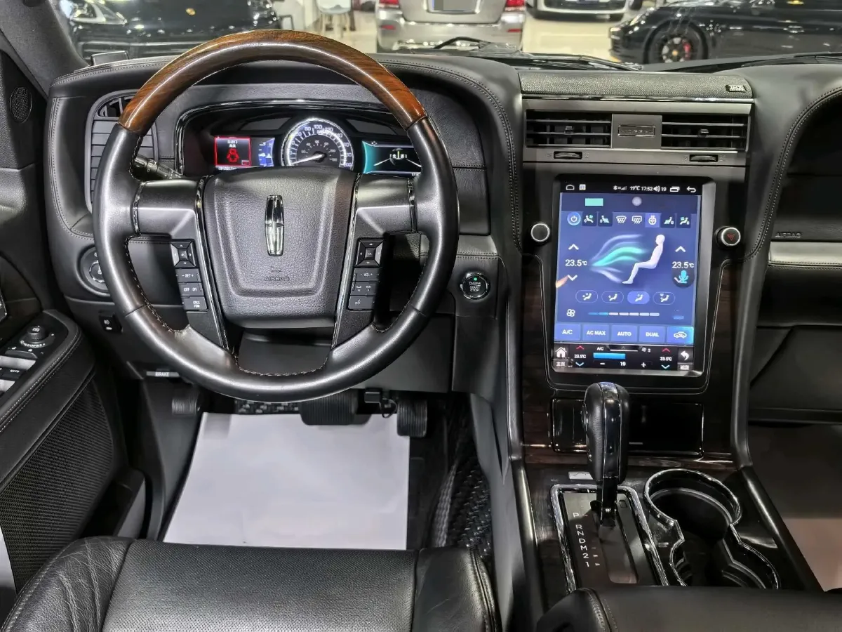 2017 Lincoln Navigator 3.5T 355HP V6 6AT,autocango,china used car exporter,china ev exporter,chinese used car exporter,chinese used ev exporter