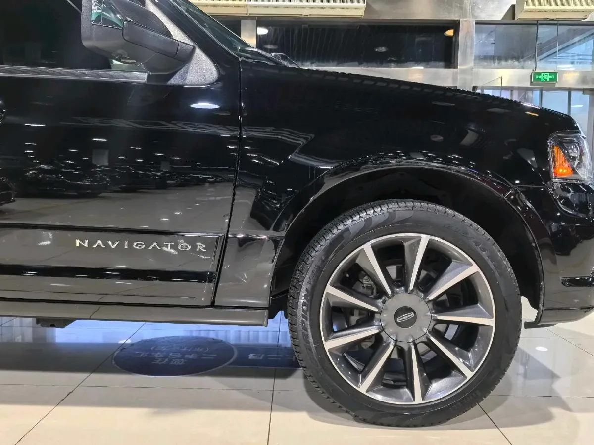 2017 Lincoln Navigator 3.5T 355HP V6 6AT,autocango,china used car exporter,china ev exporter,chinese used car exporter,chinese used ev exporter