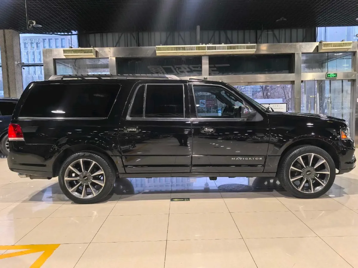 2017 Lincoln Navigator 3.5T 355HP V6 6AT,autocango,china used car exporter,china ev exporter,chinese used car exporter,chinese used ev exporter